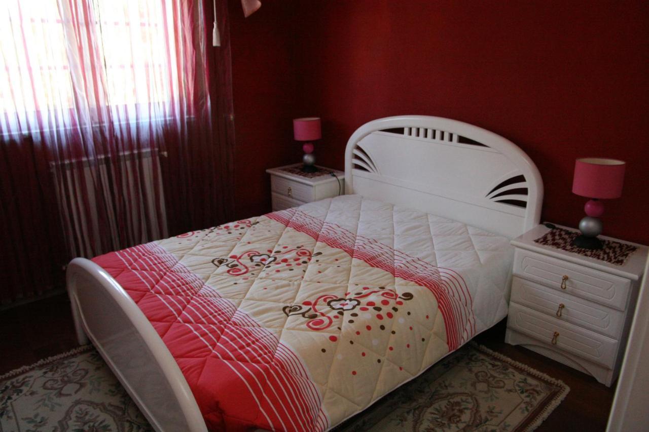 Casa Da Pizzaria Apartment Carapito Luaran gambar