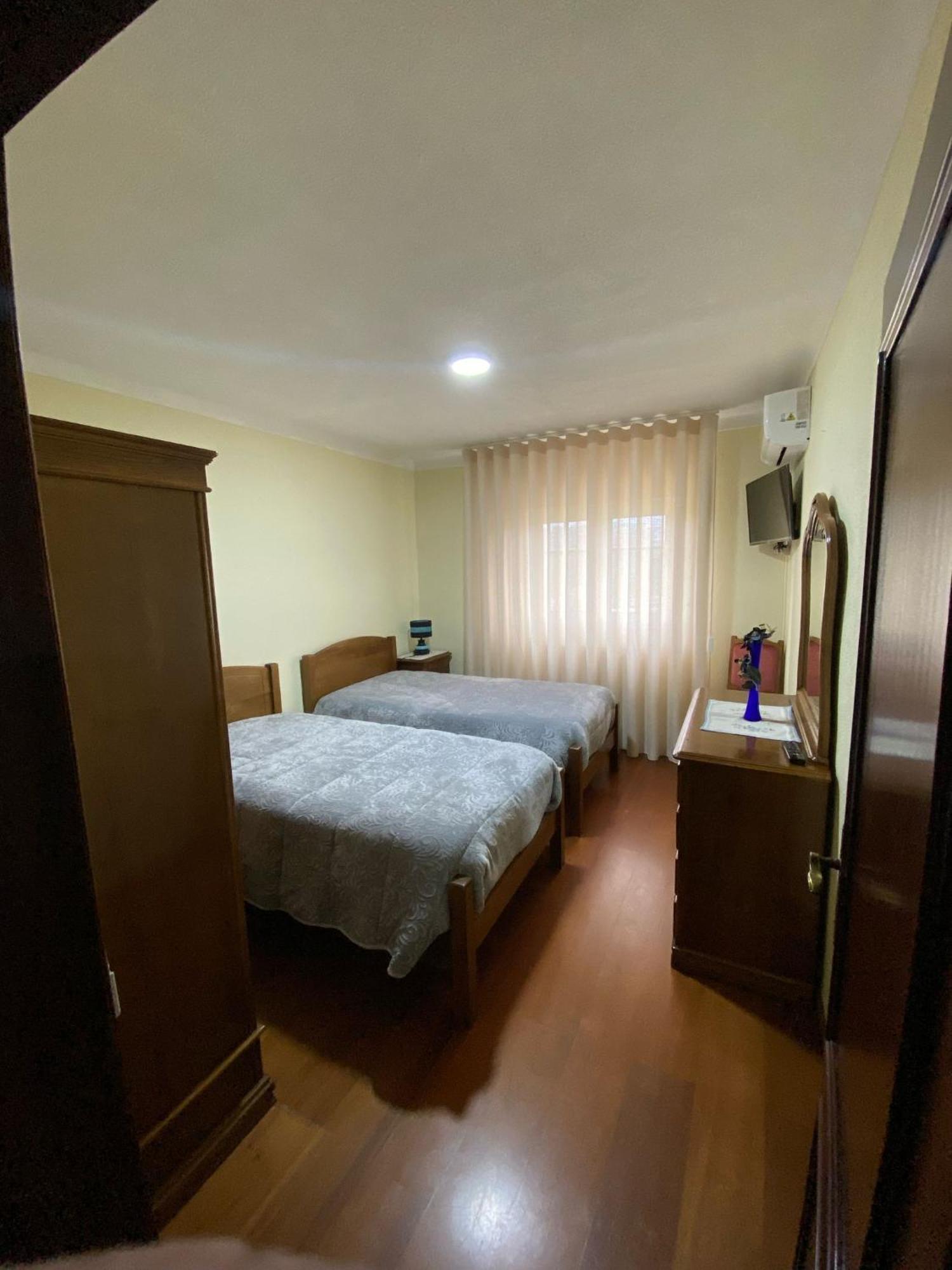 Casa Da Pizzaria Apartment Carapito Luaran gambar